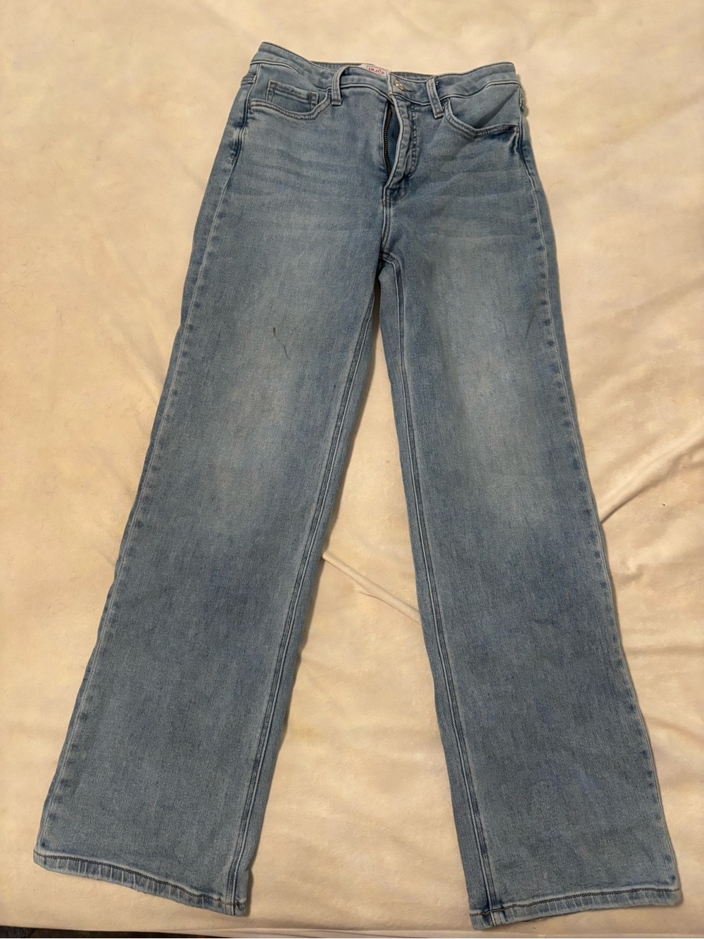 Women's Light Blue Straight-Leg Jeans - Classic Everyday Denim